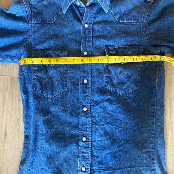 Vintage wrangler western denim button up - Picture 8 of 9
